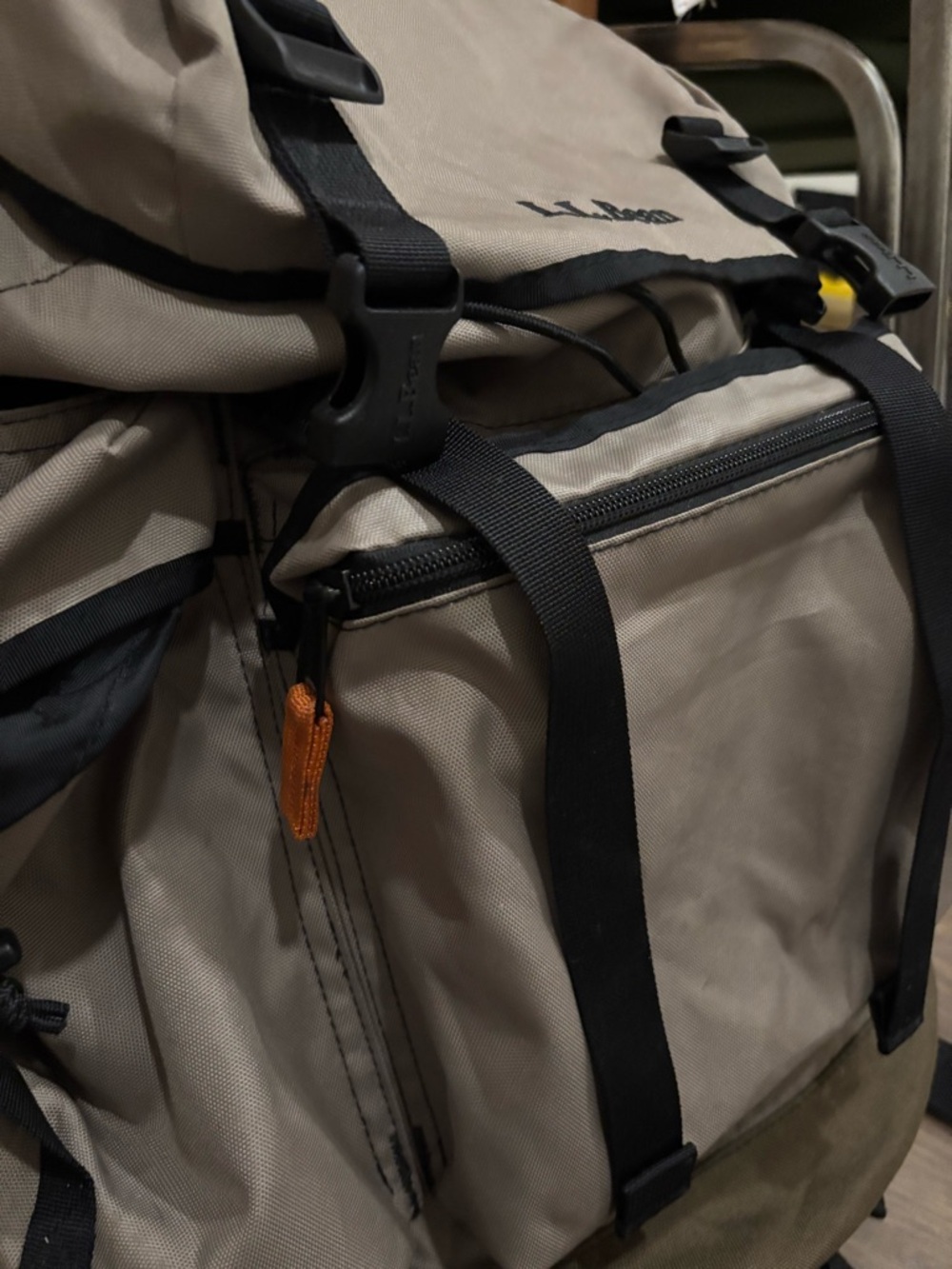 L.L.Bean Continental Rucksack, Color Block - Picture 3 of 10